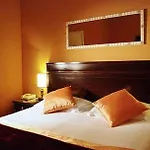 Hotel De Neuville Arc De Triomphe