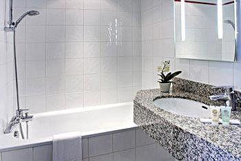 Hotel De Neuville Arc De Triomphe Parigi