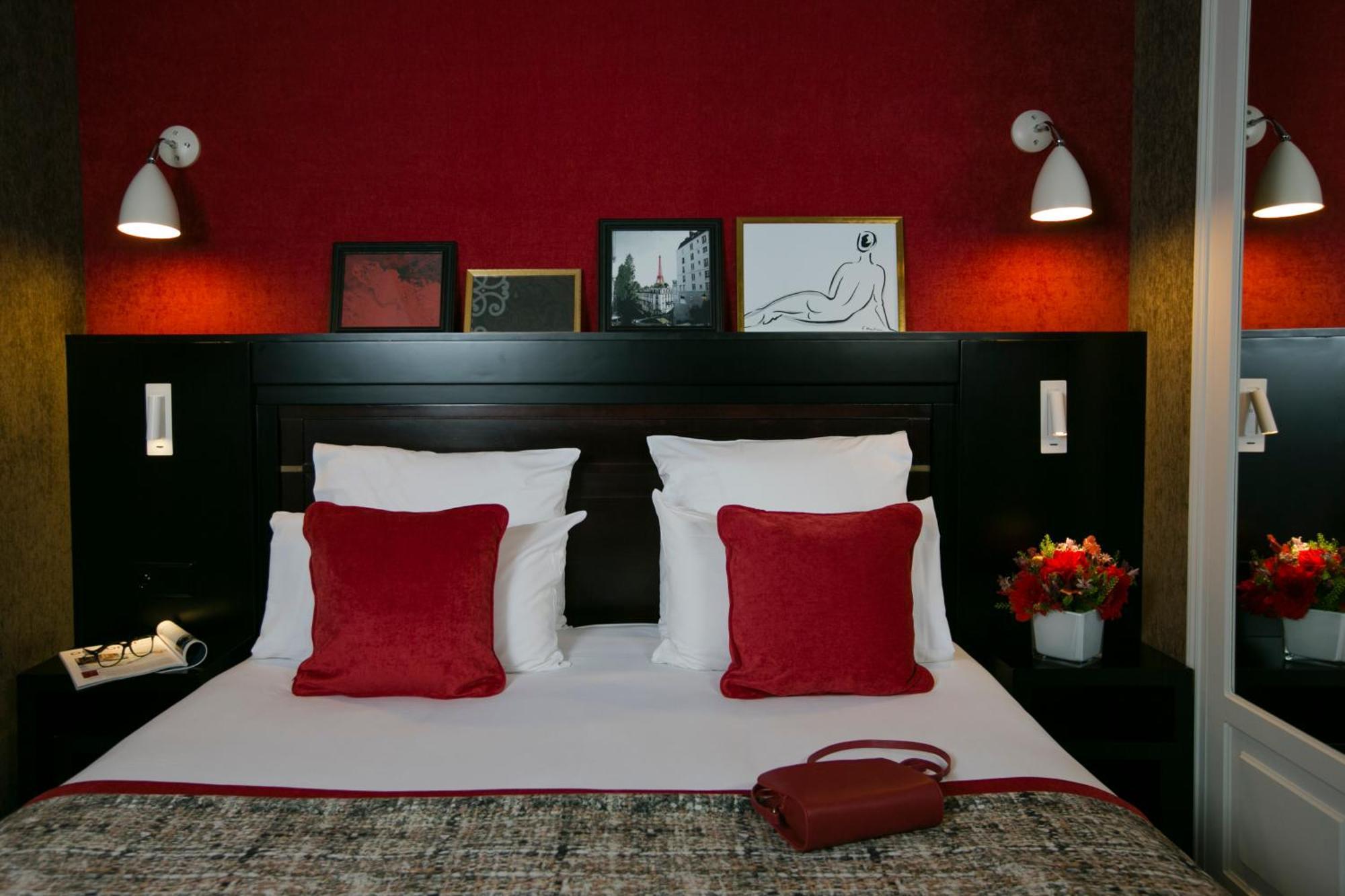De Neuville Arc De Triomphe Hotel 4*