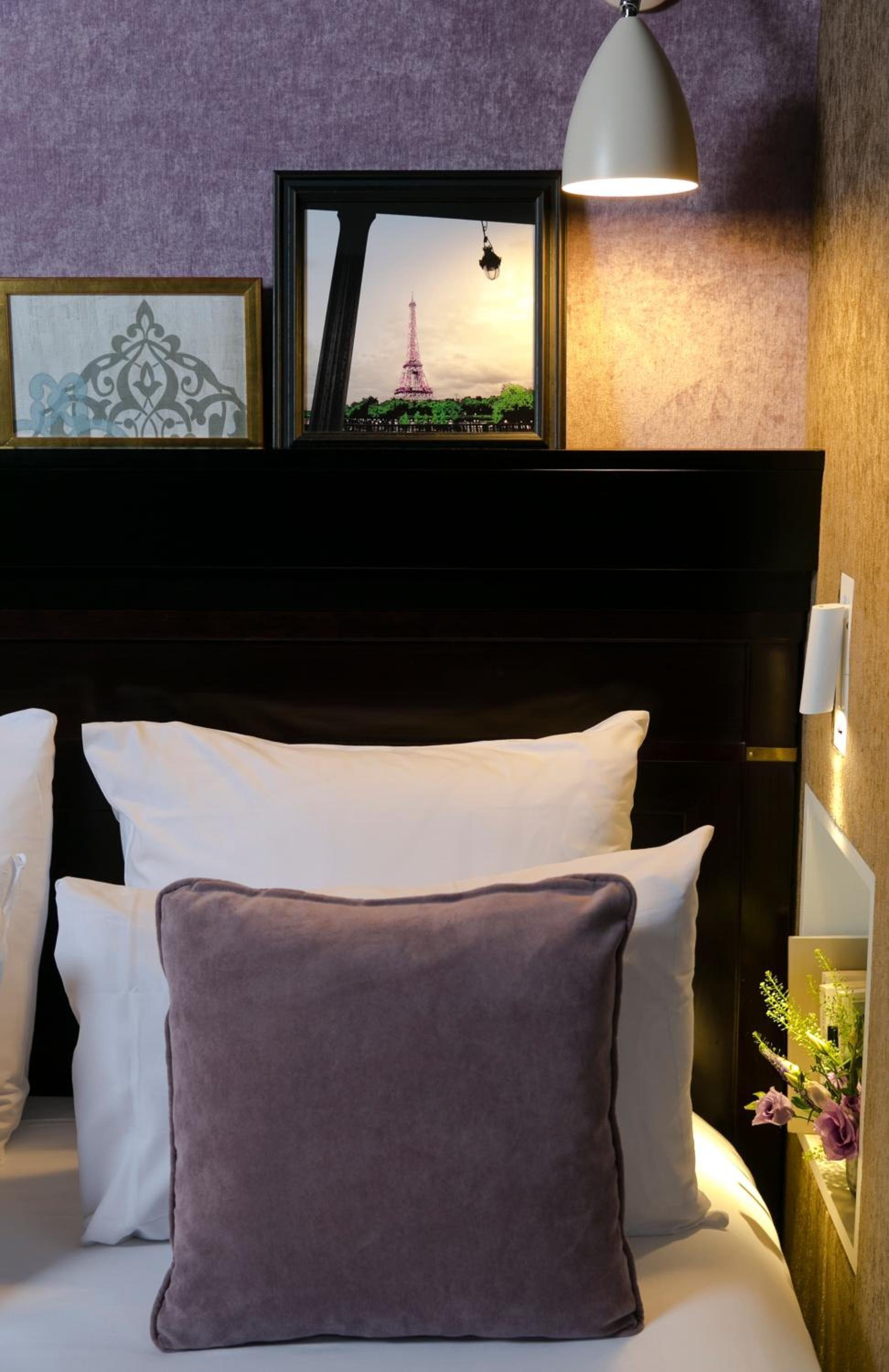 Hotel De Neuville Arc De Triomphe 4*