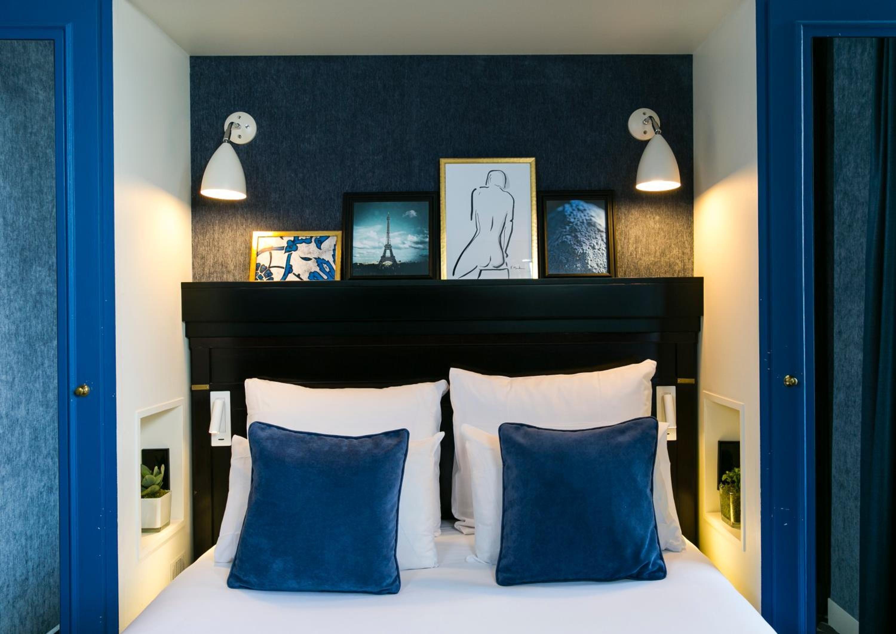 De Neuville Arc De Triomphe 4* Paris