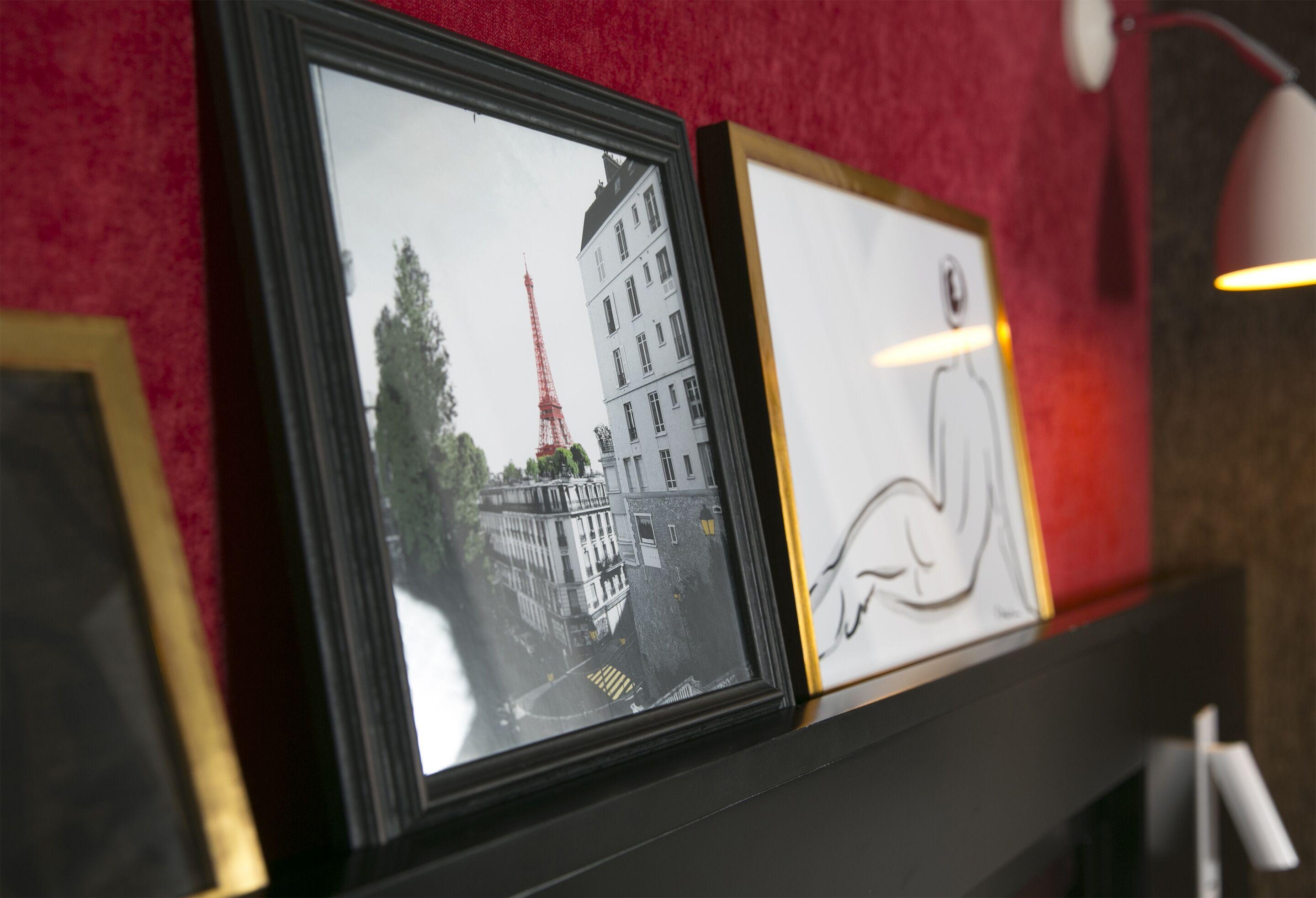 Hotel De Neuville Arc De Triomphe 4*