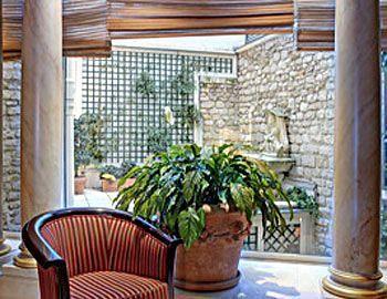 De Neuville Arc De Triomphe 4* Paris